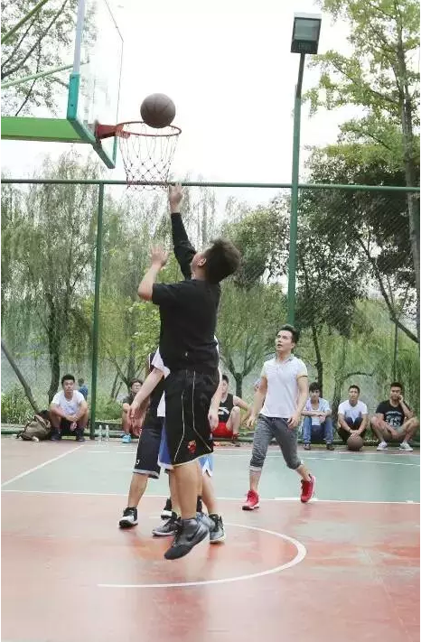 7f95b9cf-ea05-4cd5-95a3-3c4aa5e5dfd8.png